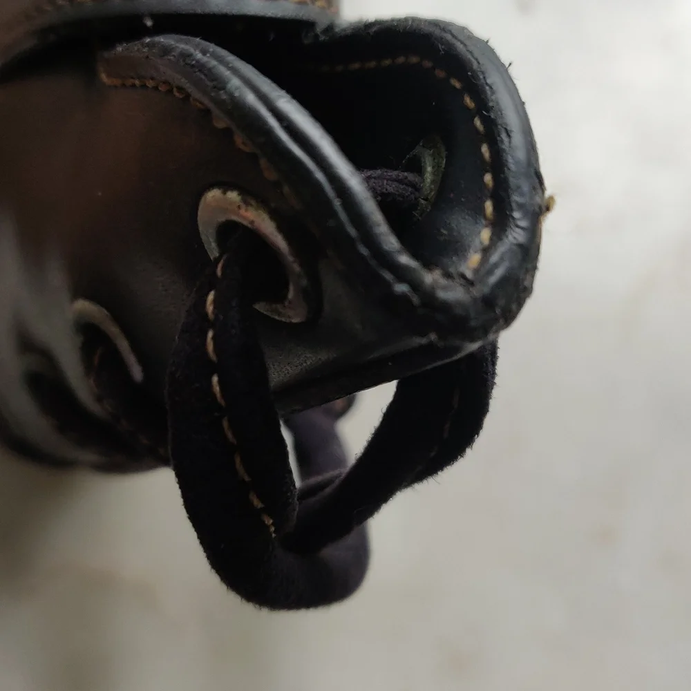 Black Baguette - Picture 8 of 12